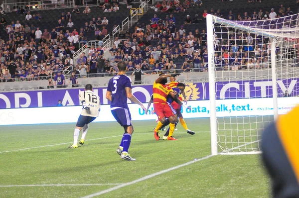 Orlando City SC, 29 Haziran 2016 'da Orlando Florida' daki Kamp Dünyası Stadyumu 'nda Fort Lauderdale Strikers' a ev sahipliği yaptı..