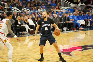 Orlando Magic 30 Aralık 2019 tarihinde Orlando, Florida 'daki Amway Center' da Atlanta Hawks 'a ev sahipliği yaptı.