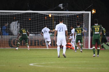 Los Angeles Galaksisi, 14 Temmuz 2020 'de Orlando Florida ABD' deki ESPN Vahşi Spor Dünyası 'nda düzenlenen MLS Sırt Turnuvası sırasında Portland Timbers ile karşı karşıya geldi.