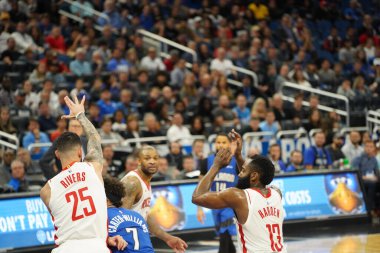 Orlando Magic, 13 Aralık 2019 Cuma günü Orlando, Florida 'daki Amway Center' da Houston Rockets 'a ev sahipliği yapıyor.