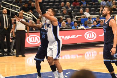 Orlando Magic 10 Ekim 2018 tarihinde Orlando Florda 'daki Amway Center' da Memphis Grizzilies 'e ev sahipliği yaptı..  