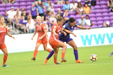 Orlando Pride, 27 Haziran 2018 tarihinde Orlando City Stadyumu 'nda Houston Dash' e ev sahipliği yaptı..  