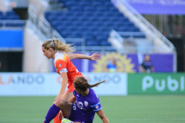 Orlando Pride sunucusu Houston Dash 23 Haziran 2016 'da Orlando Florida' daki Dünya Kampı Stadyumu 'nda..