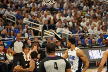 Orlando Magic 19 Nisan 2019 Cuma günü Orlando Florida 'daki Amway Arena' daki NBA Playoff 1 'de Toronto Rapçileri' ne ev sahipliği yapıyor.