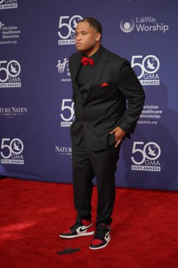 15 Ekim 2019 'da Nashville, Tennessee' deki Linbscome Üniversitesi 'nde verilen 50. GMA Dove Ödülleri sırasında kırmızı halı. 