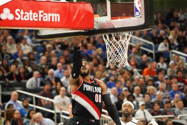 Portland Traillblazers oyuncusu Carmelo Anthony # 00, 2 Mart 2020 tarihinde Orlando Florida 'daki Amway Center' da oynanan maçta şut çekti.. 