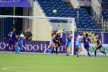Orlando Pride, 16 Temmuz 2016 'da Orlando Florida' da Chicago Stars 'a ev sahipliği yaptı.. 