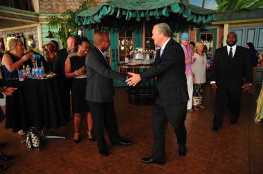 19 Eylül 2015 'te, Bebekler için Kahramanlar Sanford Florida' da bir bağış etkinliğine ev sahipliği yaptı..  