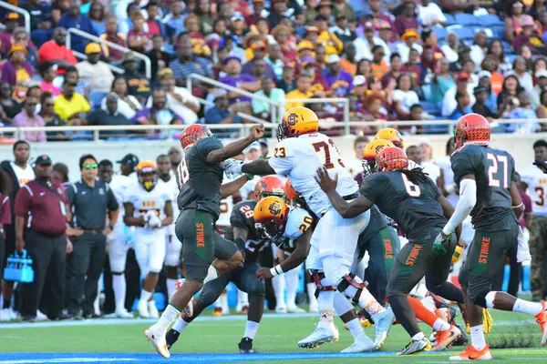 Florida Rattlers Face Bethune Cookman Wildcats Durig Florida Classics Camping — стокове фото