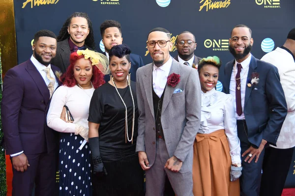 24 Mart 2018 Cumartesi günü Las Vegas 'taki Orleans Resort' ta düzenlenen 33. Yıldız Ödülleri Kırmızı Halı sırasında ünlüler.