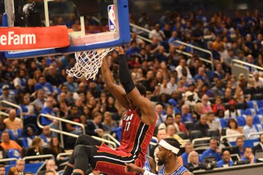 Orlando Magic 17 Ekim 2018 'de Orlando Florida' daki Amway Center 'da Miami Heat' i sunar..  