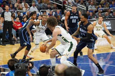 Orlando Magic, Orlando, Florida, ABD 'deki Amway Center' da Milwaukee Bucks 'a ev sahipliği yapıyor. 1 Kasım 2019.  