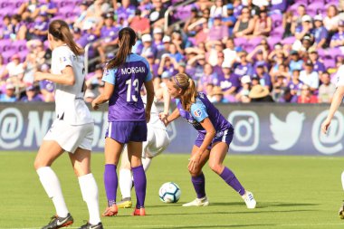 Orlando Pride 14 Nisan 2019 'da Orlando City Stadyumu' nda Portand Thorns 'a ev sahipliği yapıyor..