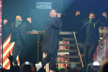 Baba Yankee ve Don Omar 7 Ağustos 2016 'da Orlando Florida' daki Amway Center 'da konser verdiler..  