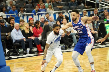 Orlando Magic 27 Aralık 2019 Cuma günü Orlando, Florida 'daki Amway Arena' da Philadelphia 76ers 'a ev sahipliği yapıyor..