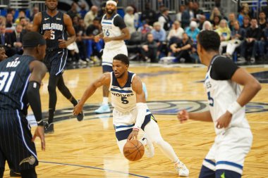 Orlando Magic 28 Şubat 2020 tarihinde Orlando Florida 'da Amway Center' da Minnesota Timberwolves 'a ev sahipliği yapar..  