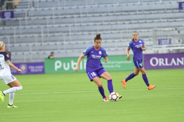 Orlando Pride, 23 Mayıs 2018 'de Orlando Florida' daki Exploria Stadyumu 'nda Kuzey Carolina Cesareti' ne ev sahipliği yapmaktadır..  