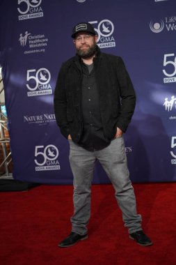 15 Ekim 2019 'da Nashville, Tennessee' deki Linbscome Üniversitesi 'nde verilen 50. GMA Dove Ödülleri sırasında kırmızı halı. 