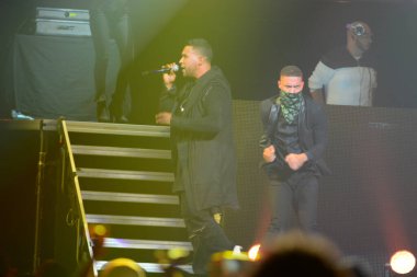 Baba Yankee ve Don Omar 7 Ağustos 2016 'da Orlando Florida' daki Amway Center 'da konser verdiler..  