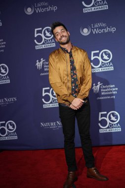 15 Ekim 2019 'da Nashville, Tennessee' deki Linbscome Üniversitesi 'nde verilen 50. GMA Dove Ödülleri sırasında kırmızı halı. 