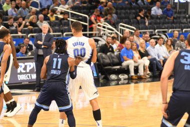 Orlando Magic 10 Ekim 2018 tarihinde Orlando Florda 'daki Amway Center' da Memphis Grizzilies 'e ev sahipliği yaptı.. 