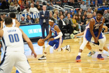 Orlando Magic 27 Aralık 2019 Cuma günü Orlando, Florida 'daki Amway Arena' da Philadelphia 76ers 'a ev sahipliği yapıyor..