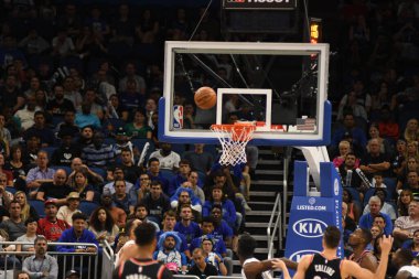 Orlando Magic 25 Ekim 2018 'de Orlando Florida' daki Amway Center 'da Portland Trail Blazers' ı sunar.. 