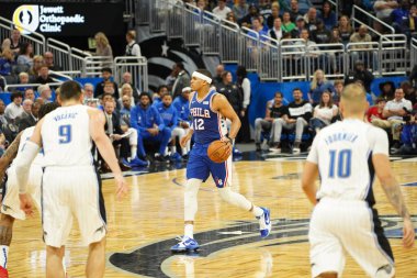 Orlando Magic 27 Aralık 2019 Cuma günü Orlando, Florida 'daki Amway Arena' da Philadelphia 76ers 'a ev sahipliği yapıyor..