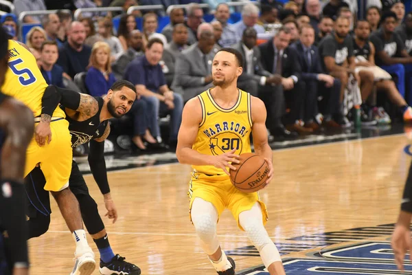 Orlando Magic Hostí Zlaté Státní Bojovníky Amway Center Orlandu Floridě — Stock fotografie