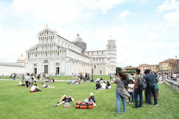 Talya Turistik Bir Yer Pisa Nın Eğimli Kulesi — Stok fotoğraf