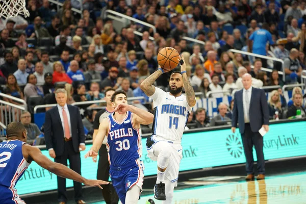 Orlando Magic 27 Aralık 2019 Cuma günü Orlando, Florida 'daki Amway Arena' da Philadelphia 76ers 'a ev sahipliği yapıyor..