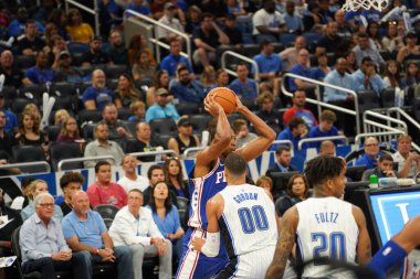 Orlando Magic 13 Ekim 2019 'da Florida, Orlando' daki Amway Center 'da Philadelphia 76ers' a ev sahipliği yaptı..