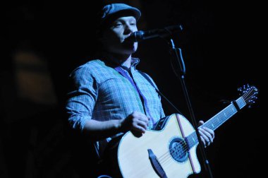 Christian Rock Bands Audio Adrenaline ve Kutless 23 Mart 2014 'te Osceola Sahne Sanatları Merkezi Kissimmee, FL' de sahne almaktadır.. 