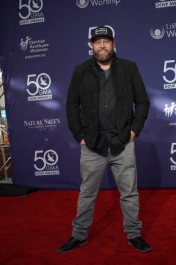 15 Ekim 2019 'da Nashville, Tennessee' deki Linbscome Üniversitesi 'nde verilen 50. GMA Dove Ödülleri sırasında kırmızı halı. 