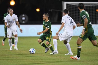 Los Angeles Galaksisi, 14 Temmuz 2020 'de Orlando Florida ABD' deki ESPN Vahşi Spor Dünyası 'nda düzenlenen MLS Sırt Turnuvası sırasında Portland Timbers ile karşı karşıya geldi. 