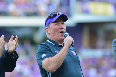 Orlando City, 5 Mart 2017 'de Orlando City Stadyumu' nda NYC FC 'ye ev sahipliği yaptı..  