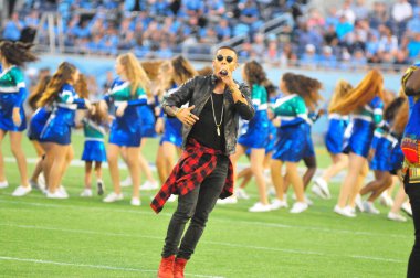 Kuzey Carolina 29 Aralık 2015 tarihinde Orlando Florida 'daki Kamp Dünya Stadyumu' nda oynanan Russell Atletizm Kupası 'nda Baylor ile karşılaşacak..