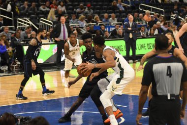 Orlando Magic, 19 Ocak 2019 Cumartesi günü Orlando Florida 'daki Amway Arena' da Milwaukee Doları 'na ev sahipliği yapıyor..