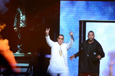 Baba Yankee ve Don Omar 7 Ağustos 2016 'da Orlando Florida' daki Amway Center 'da konser verdiler.. 