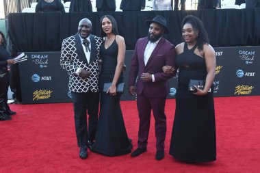 Kırmızı Halı Fotoğrafları 29 Mart 2019 Cumartesi günü Las Vegas 'taki Orleans Resort' ta düzenlenen 34. Yıldız Ödülleri sırasında çekildi.