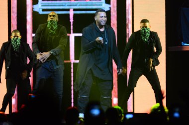 Baba Yankee ve Don Omar 7 Ağustos 2016 'da Orlando Florida' daki Amway Center 'da konser verdiler..  