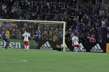 Orlando City 27 Eylül 2017 'de Orlando City Stadyumu' nda New England Devrimi 'ne ev sahipliği yaptı.. 