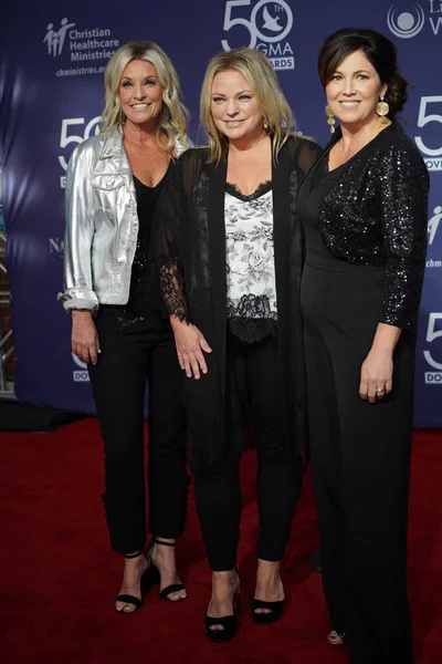 15 Ekim 2019 'da Nashville, Tennessee' deki Linbscome Üniversitesi 'nde verilen 50. GMA Dove Ödülleri sırasında kırmızı halı. 