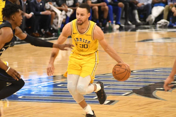 Orlando Magic Hostí Zlaté Státní Bojovníky Amway Center Orlandu Floridě — Stock fotografie