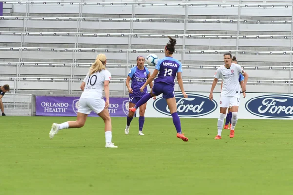 Orlando Pride 14 Nisan 2019 'da Orlando City Stadyumu' nda Portand Thorns 'a ev sahipliği yapıyor..