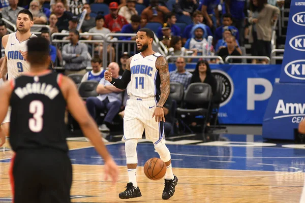 Orlando Magic 25 Ekim 2018 'de Orlando Florida' daki Amway Center 'da Portland Trail Blazers' ı sunar.. 