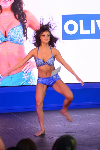 Orlando Magic 28 Temmuz 2016 'da Orlando Florida' daki Amway Center 'da Sihirli Dansçılar Seçmeleri' ne ev sahipliği yapıyor.. 