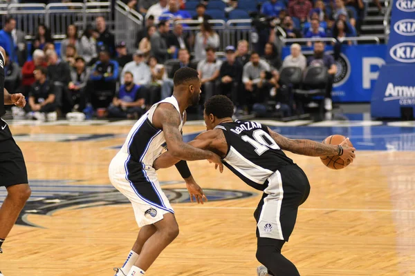 Orlando Magic, 19 Aralık 2018 tarihinde Orlando Florida 'daki Amway Center' da San Antonio Spurs 'a ev sahipliği yapmaktadır.. 