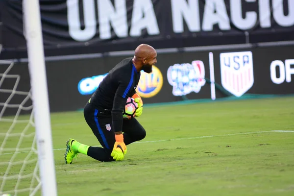 ABD Futbol Takımı 6 Eylül 2016 'da Jacksonville Florida EverBank Field' da Trinidad & Tobago 'ya ev sahipliği yaptı..