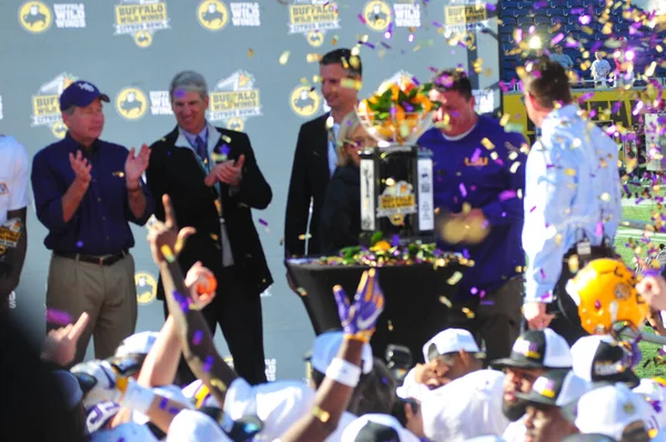 Lsu Čelit Louisville Během Citrus Bowl Stadionu Camping World Orlandu — Stock fotografie